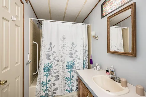 26 Lilac Drive Rochester NH 03867
