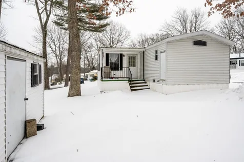 26 Lilac Drive Rochester NH 03867
