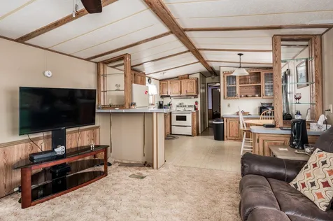 26 Lilac Drive Rochester NH 03867