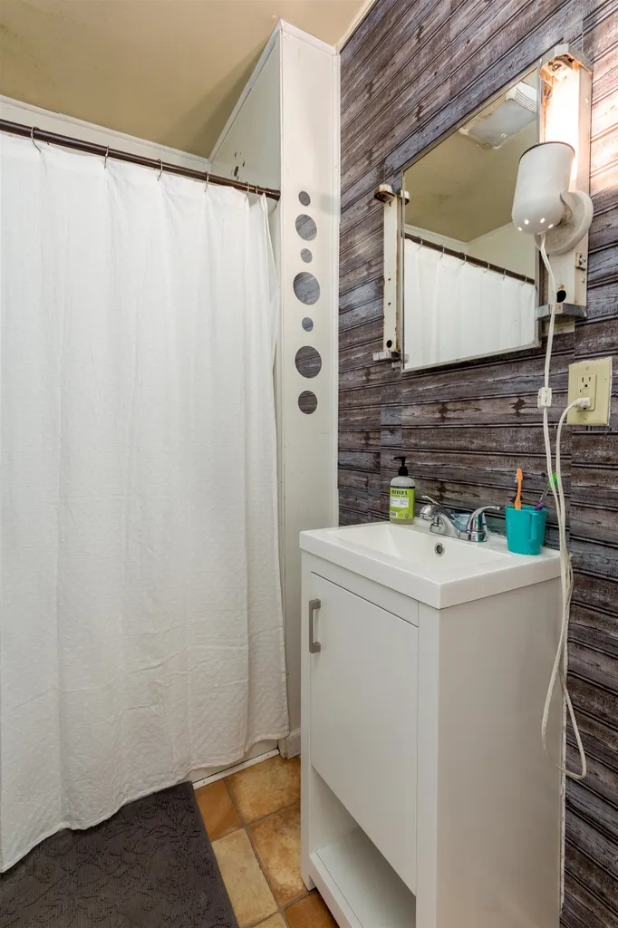 124 North Avenue Burlington VT 05401