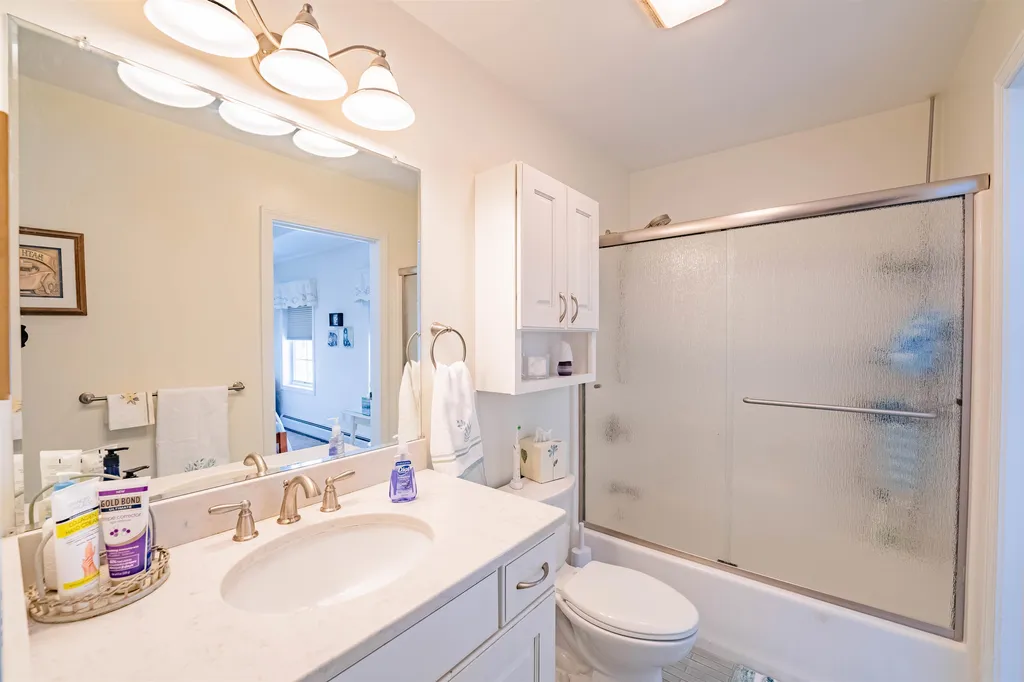 11 Thornton Street Winooski VT 05404