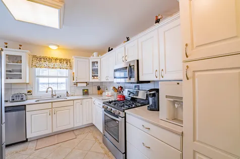 11 Thornton Street Winooski VT 05404