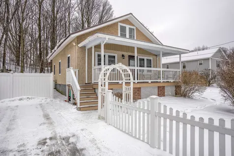 8 Spruce Street Jaffrey NH 03452