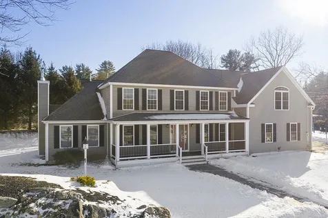 31 Flagstone Terrace Manchester NH 03109