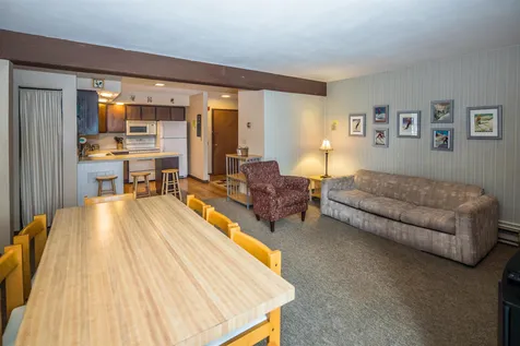 37 Gateway Court Mendon VT 05701