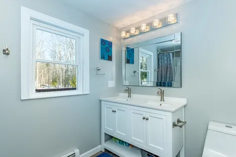 11 Huckins Road Madbury NH 03823