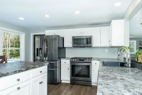 11 Huckins Road Madbury NH 03823