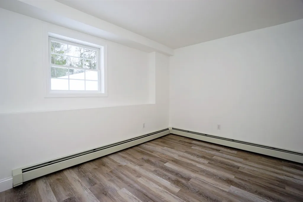 50 Mooers Road Nottingham NH 03290