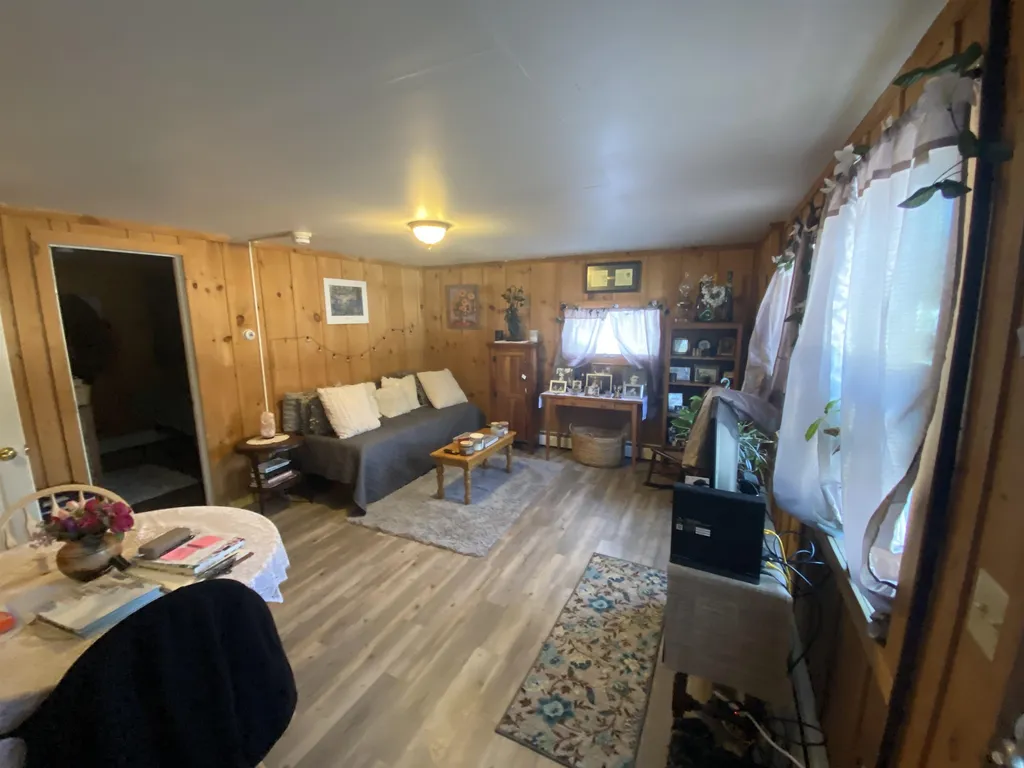 374 Mead Lane Middlebury VT 05753