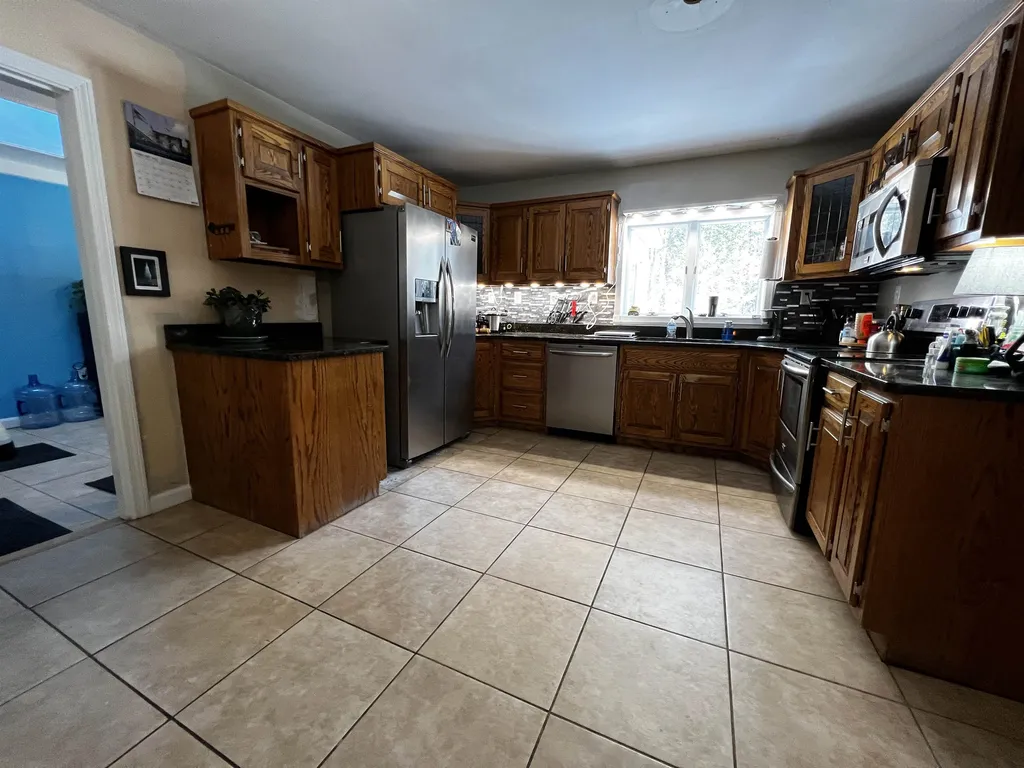 21 Ashbrook Road Exeter NH 03833