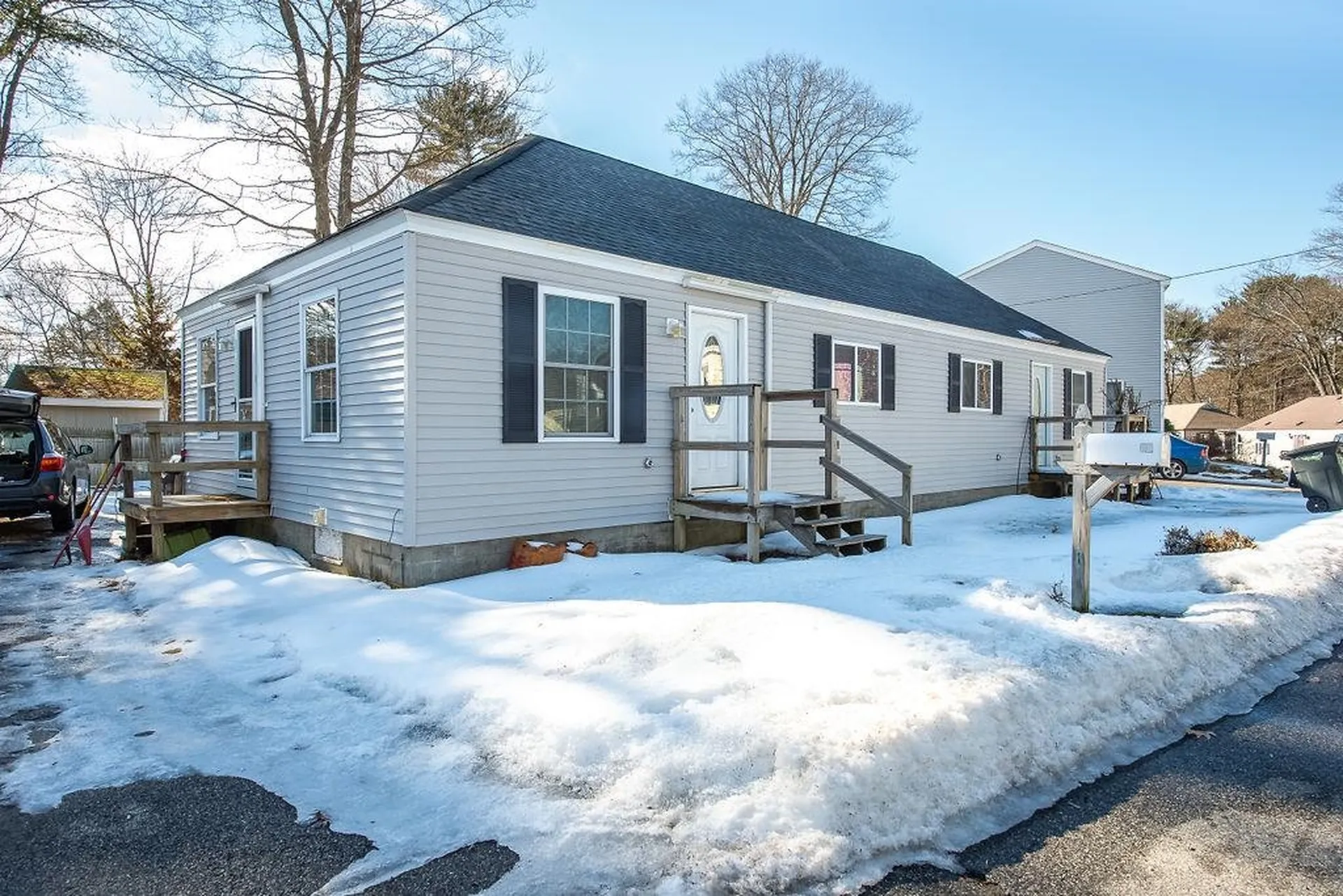 16-18 Macdougal Street Kittery ME 03904