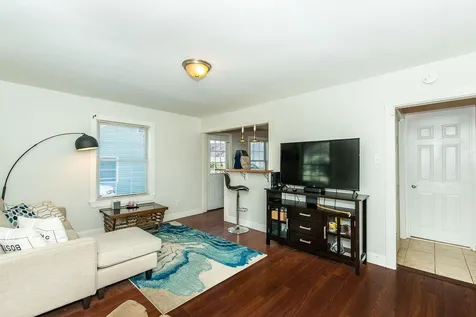 16-18 Macdougal Street Kittery ME 03904