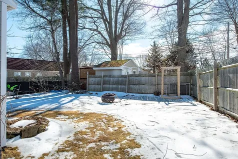 16-18 Macdougal Street Kittery ME 03904