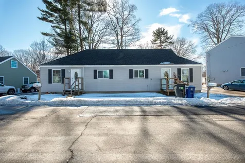 16-18 Macdougal Street Kittery ME 03904