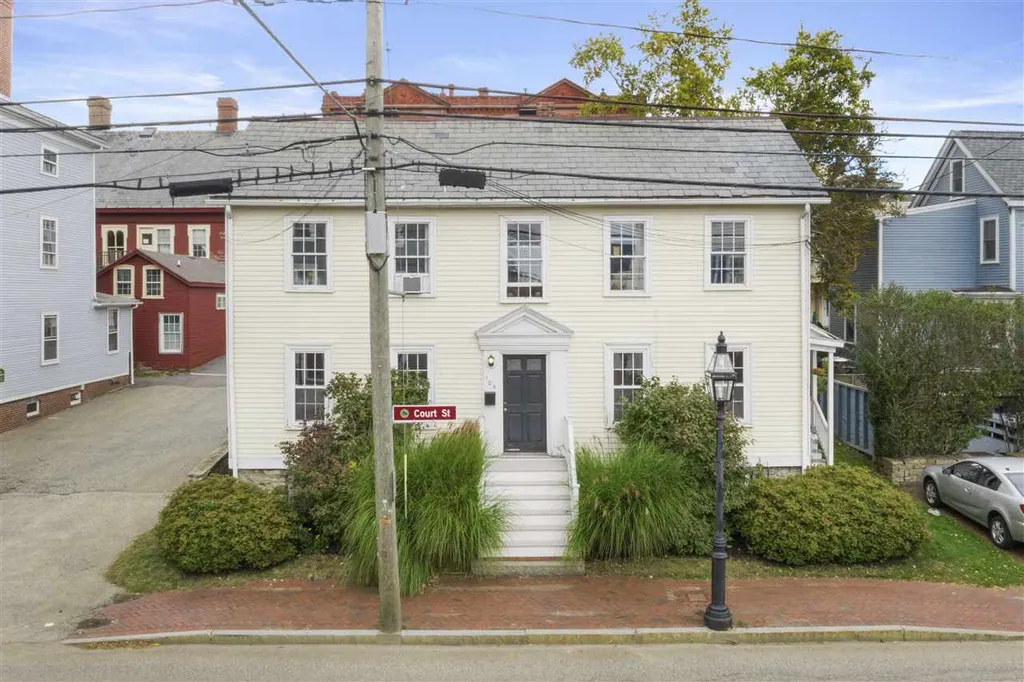 95 105 Court Street Portsmouth NH 03801
