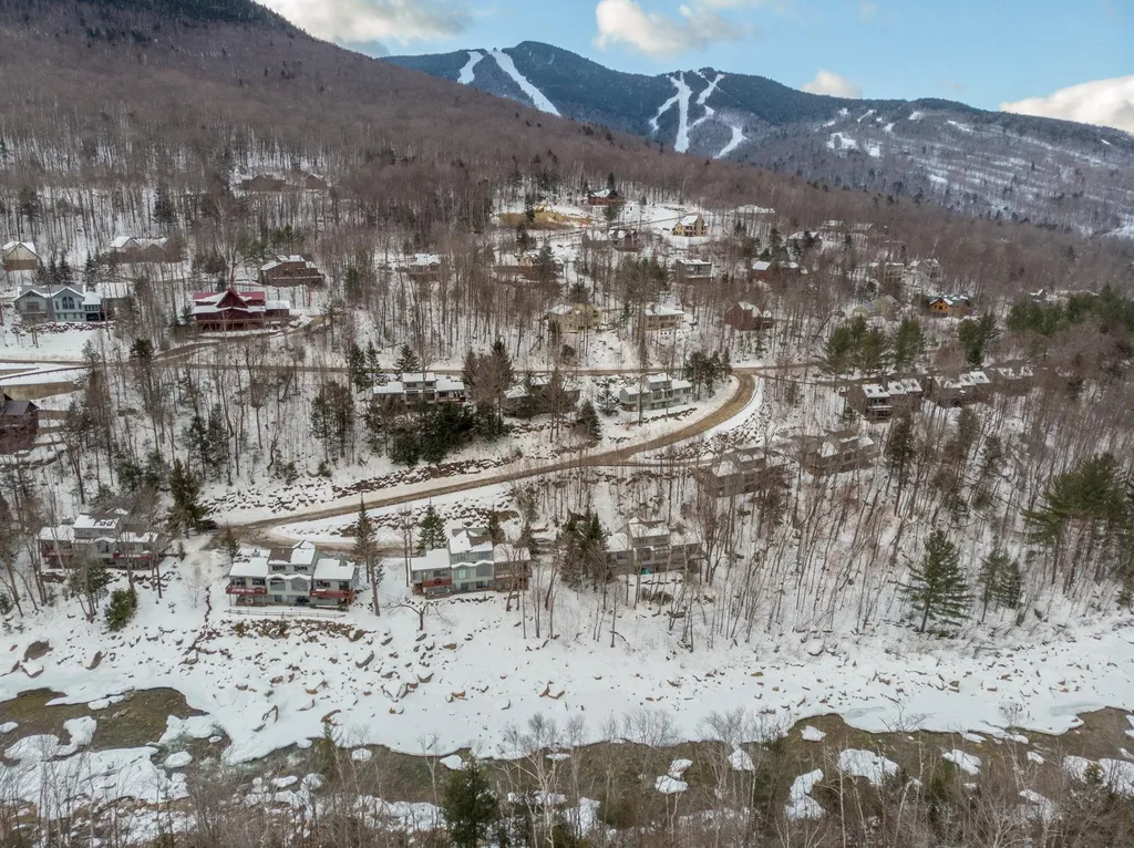 23 River Glade Drive Lincoln NH 03251