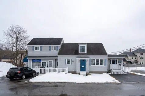 5 Swain Court Hampton NH 03842