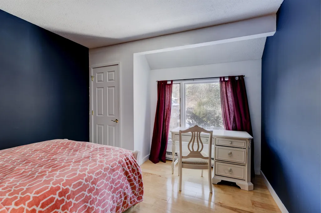 118 Brook Hollow Road Hanover NH 03755