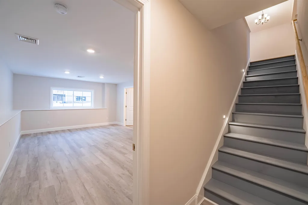 153 Ann Marie Lane Colchester VT 05446