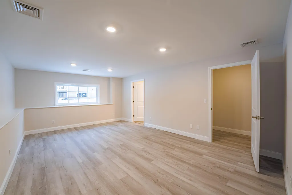 153 Ann Marie Lane Colchester VT 05446