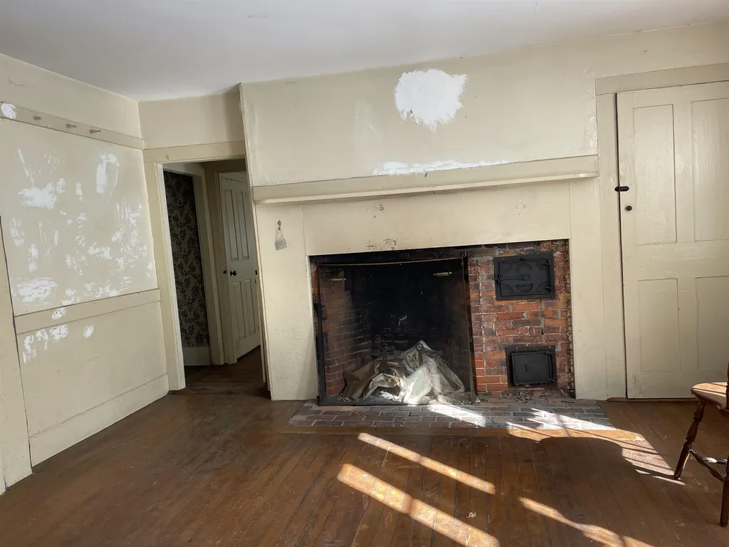 1040 East Washington Road Hillsborough NH 03244