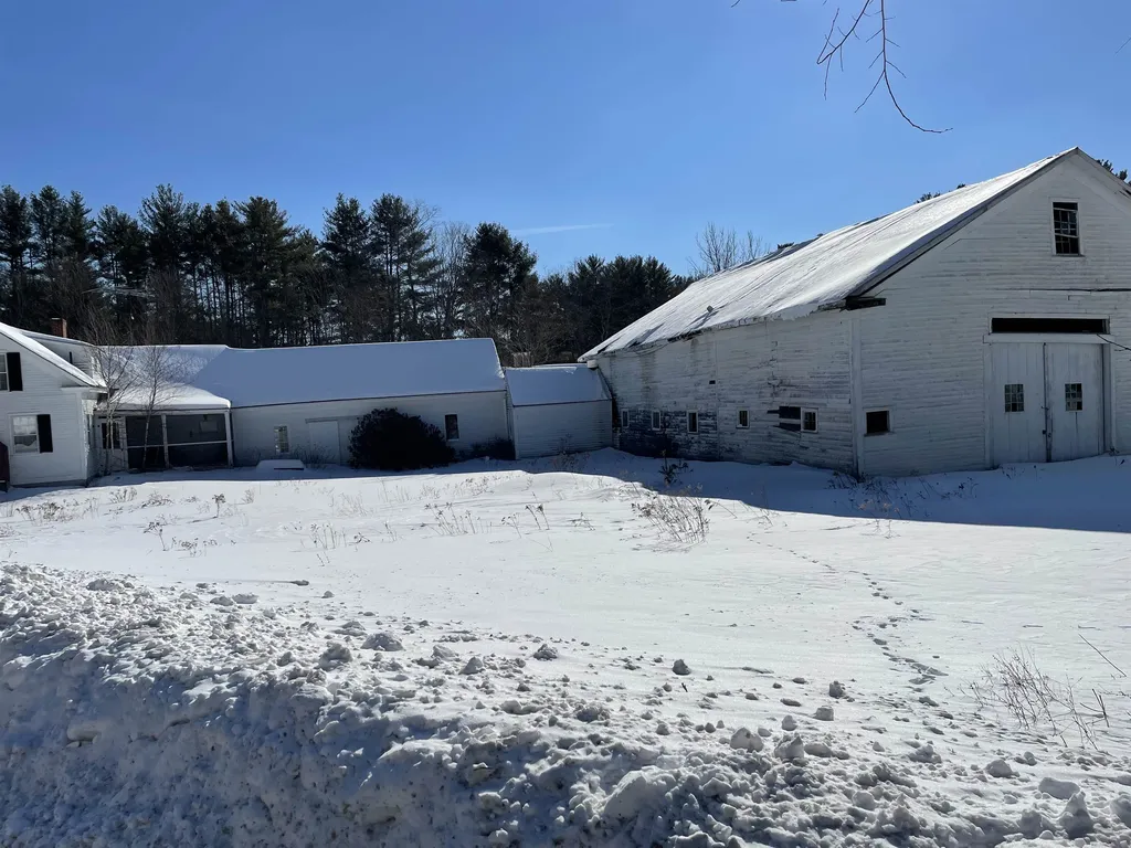 1040 East Washington Road Hillsborough NH 03244