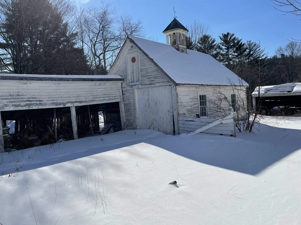 1040 East Washington Road Hillsborough NH 03244