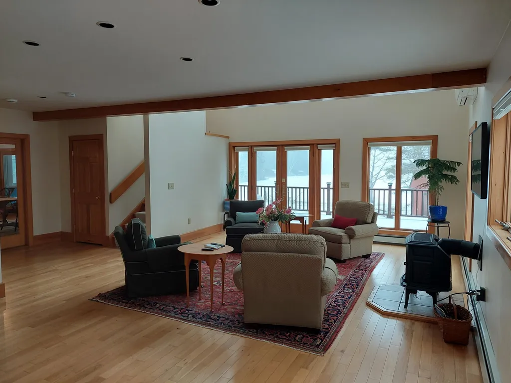 14 Nostrand Way Alstead NH 03602