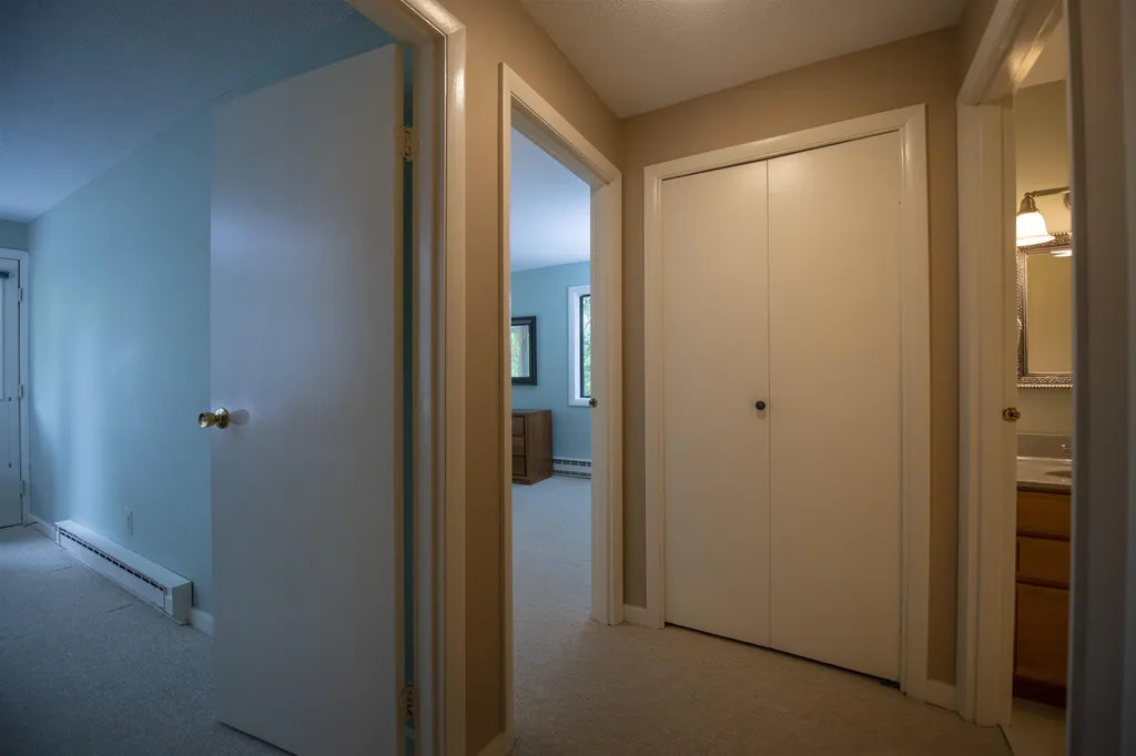 105 Williams Lane Hartford VT 05059