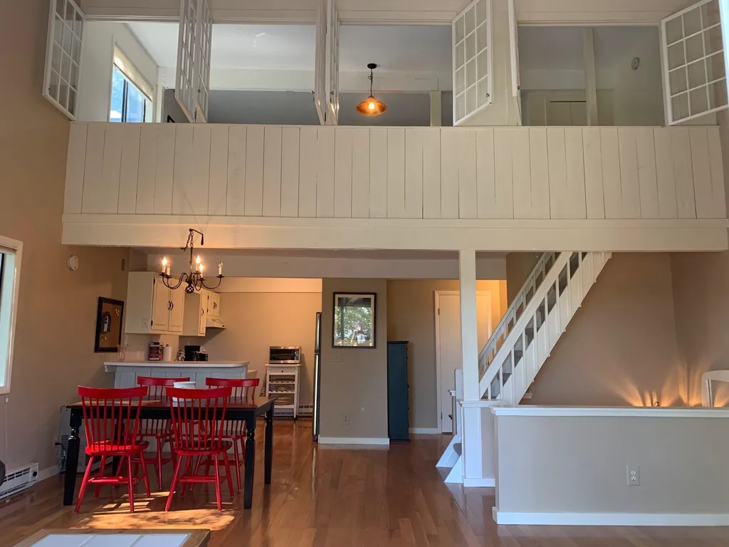 105 Williams Lane Hartford VT 05059