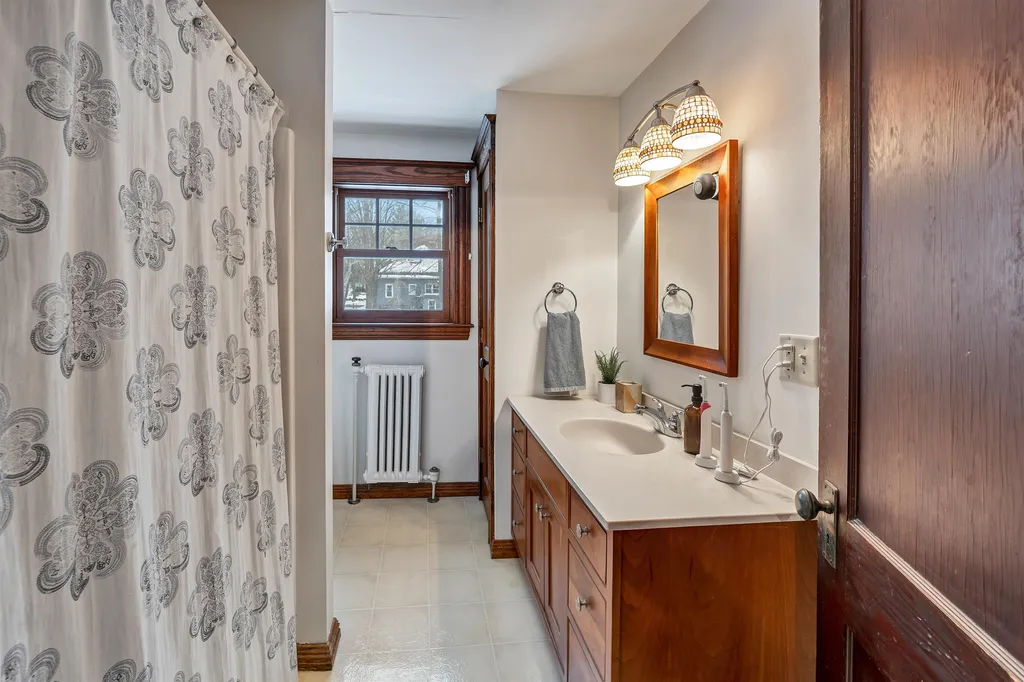 248 Willard Avenue Portsmouth NH 03801