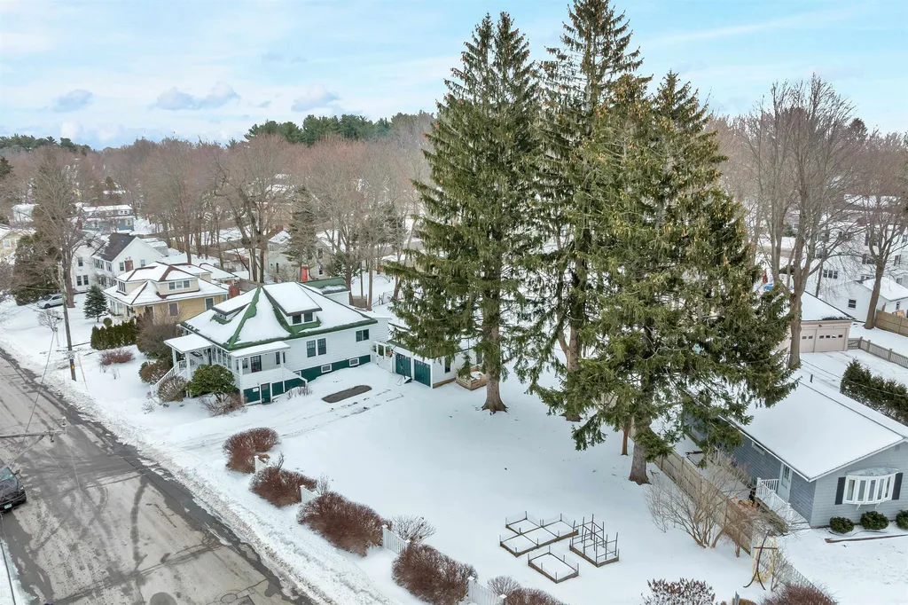 248 Willard Avenue Portsmouth NH 03801