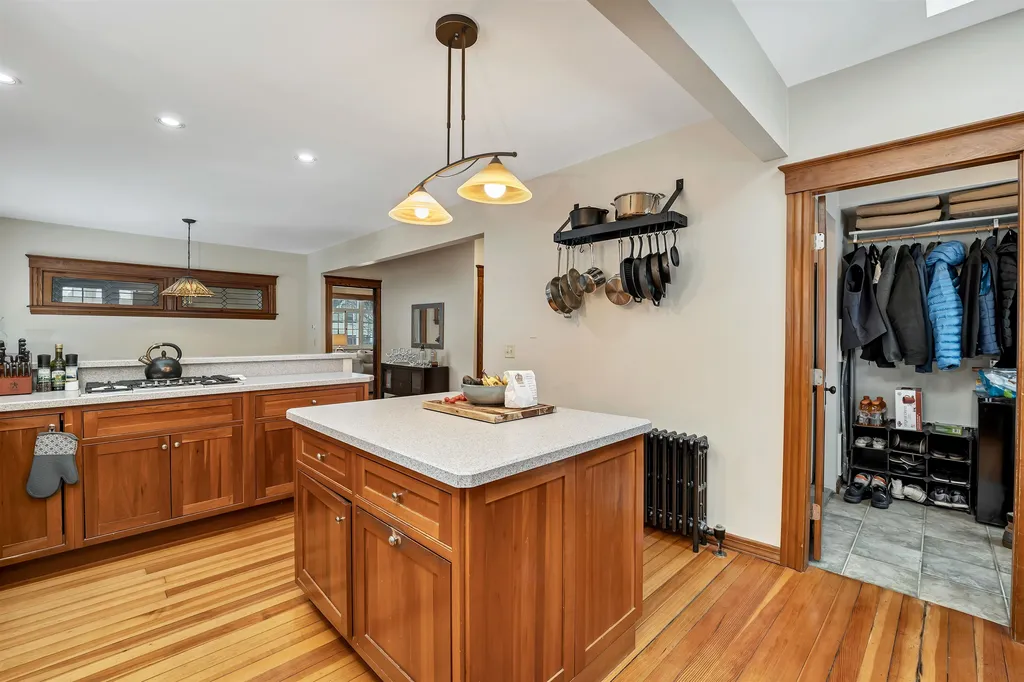 248 Willard Avenue Portsmouth NH 03801