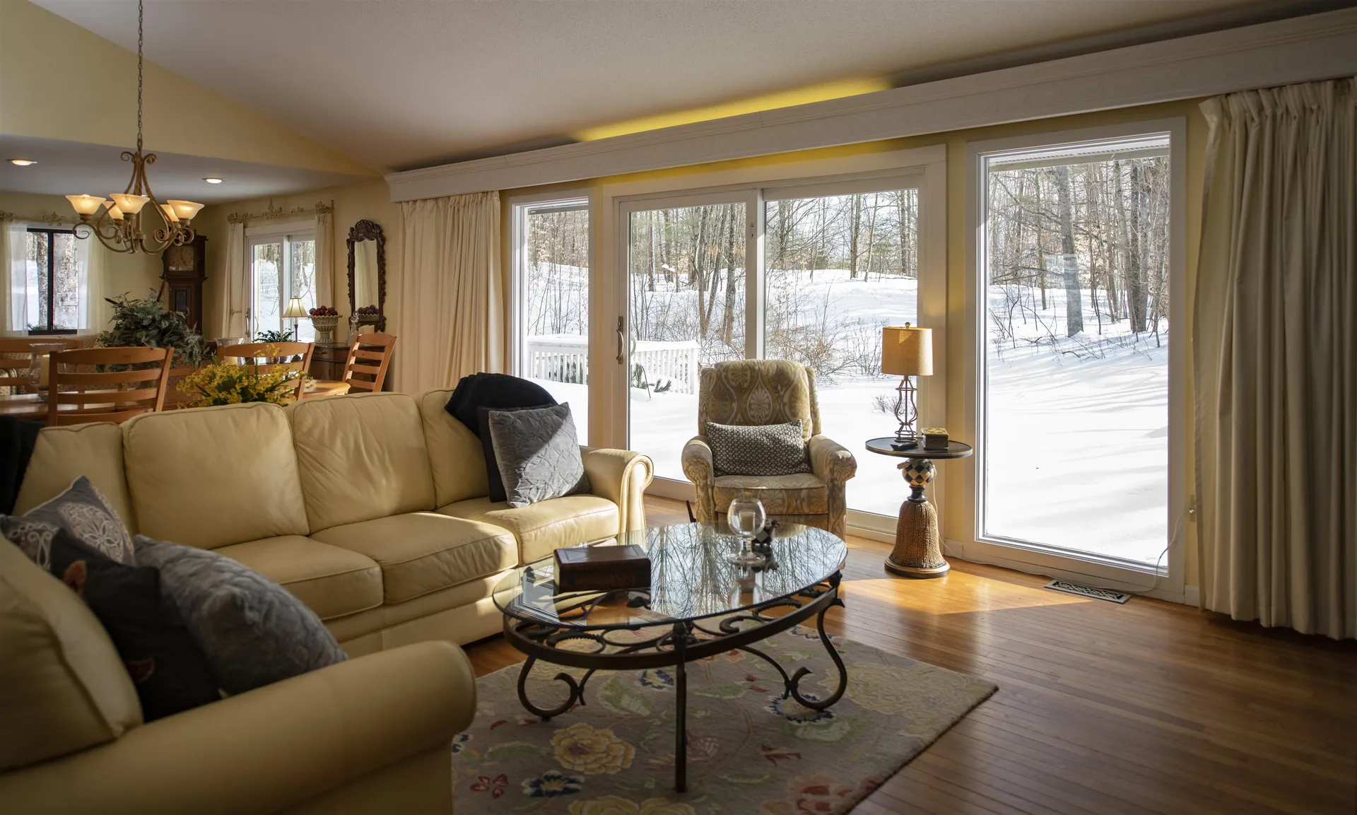 87 Robbins Hill Hartford VT 05059