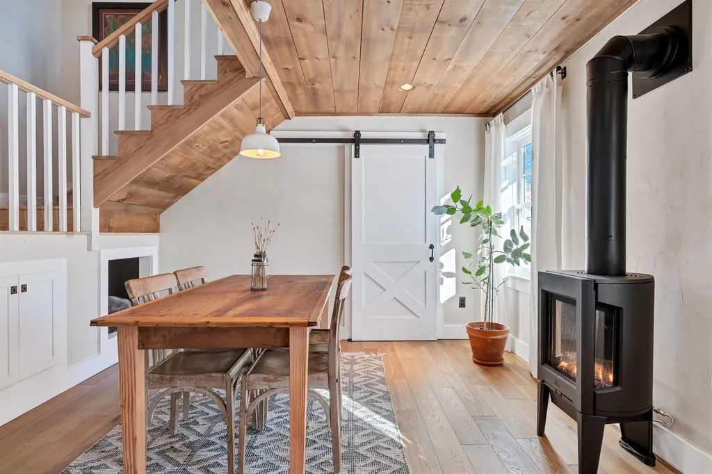 4678 South Road Woodstock VT 05071