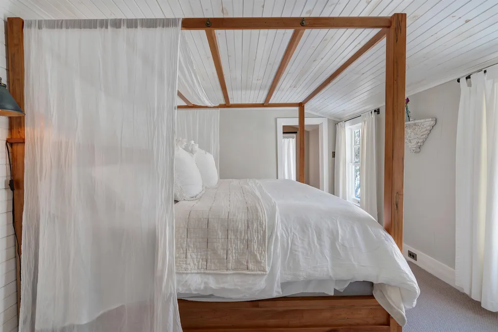 4678 South Road Woodstock VT 05071