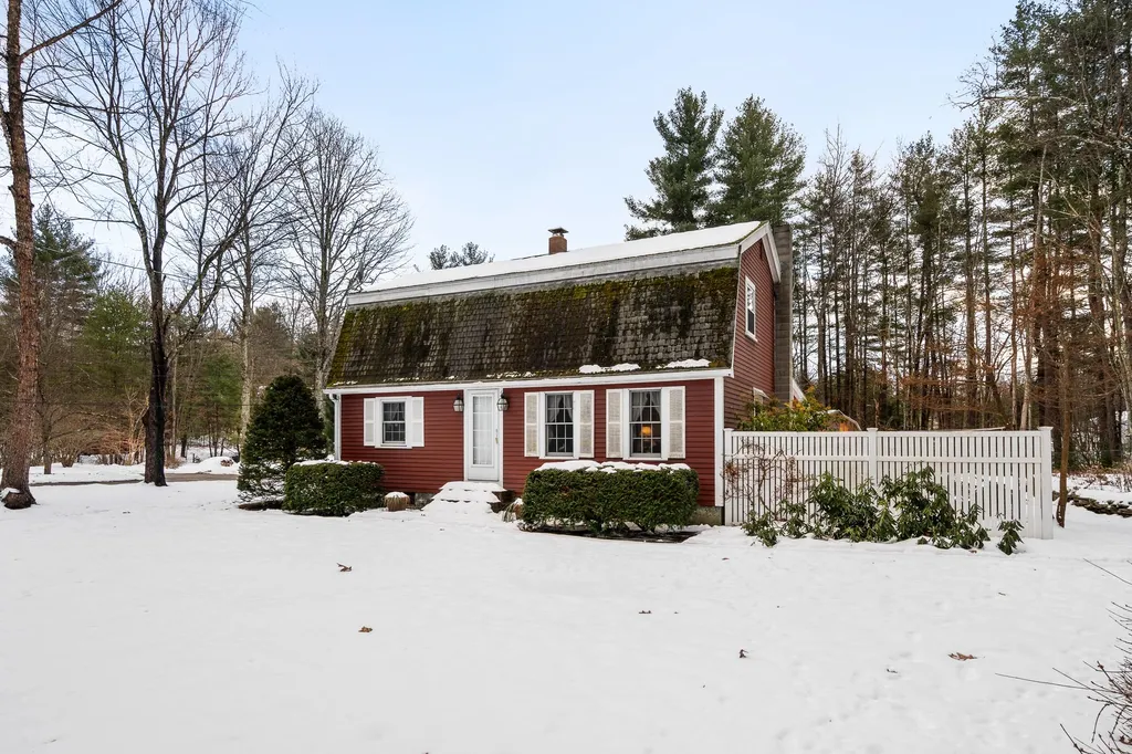 5 Old Nashua Road Amherst NH 03031