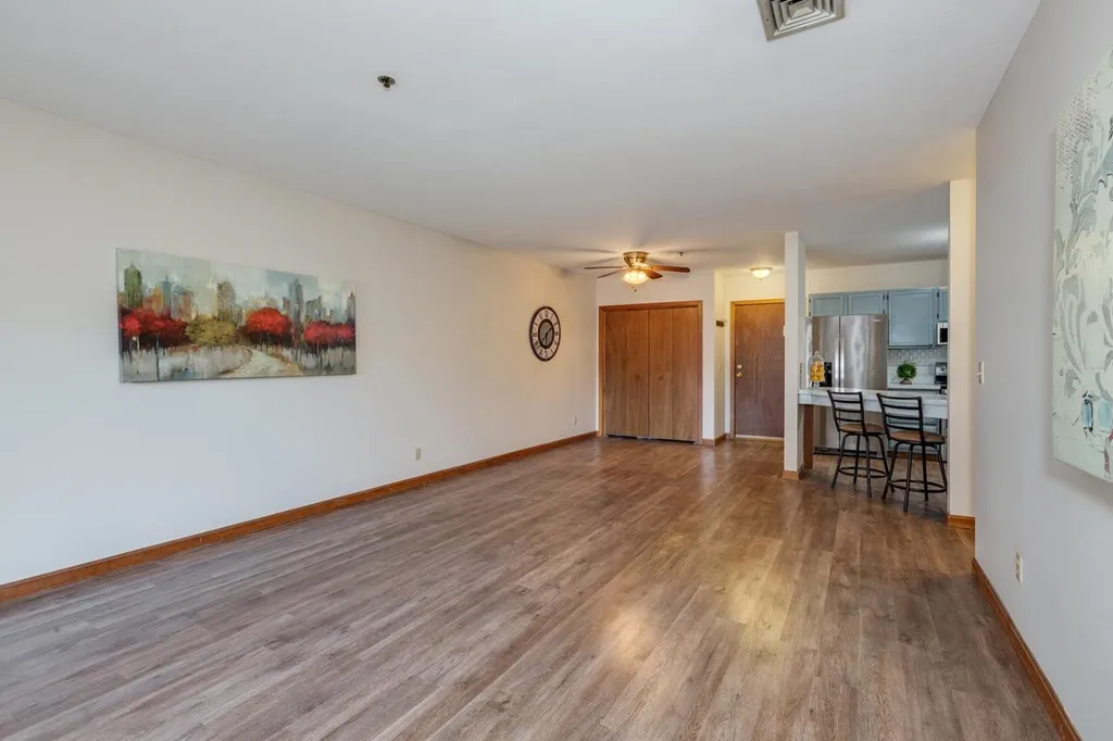 5 Tsienneto Road Derry NH 03038