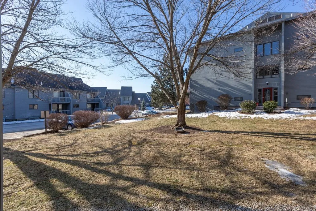 5 Tsienneto Road Derry NH 03038