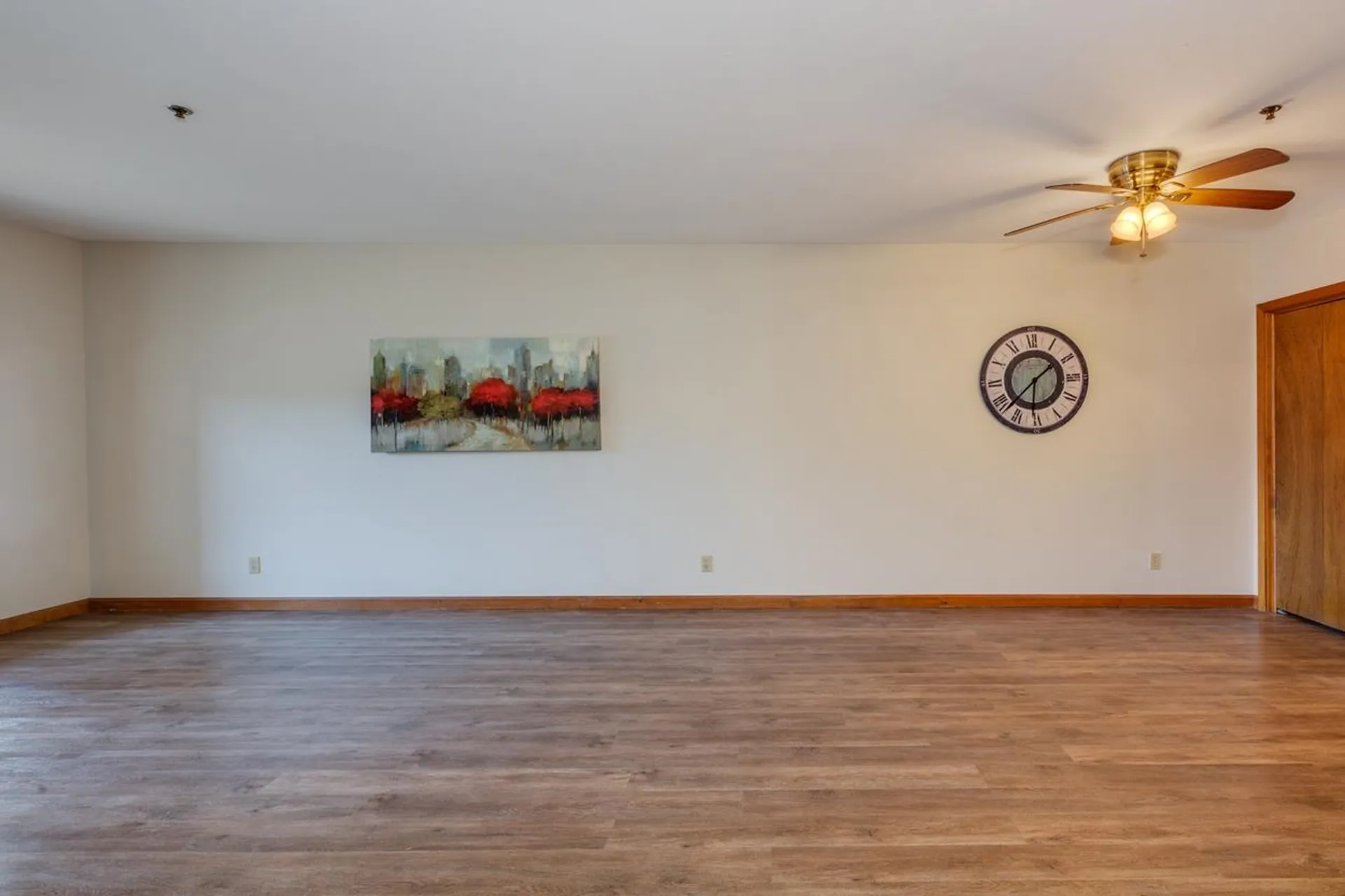 5 Tsienneto Road Derry NH 03038