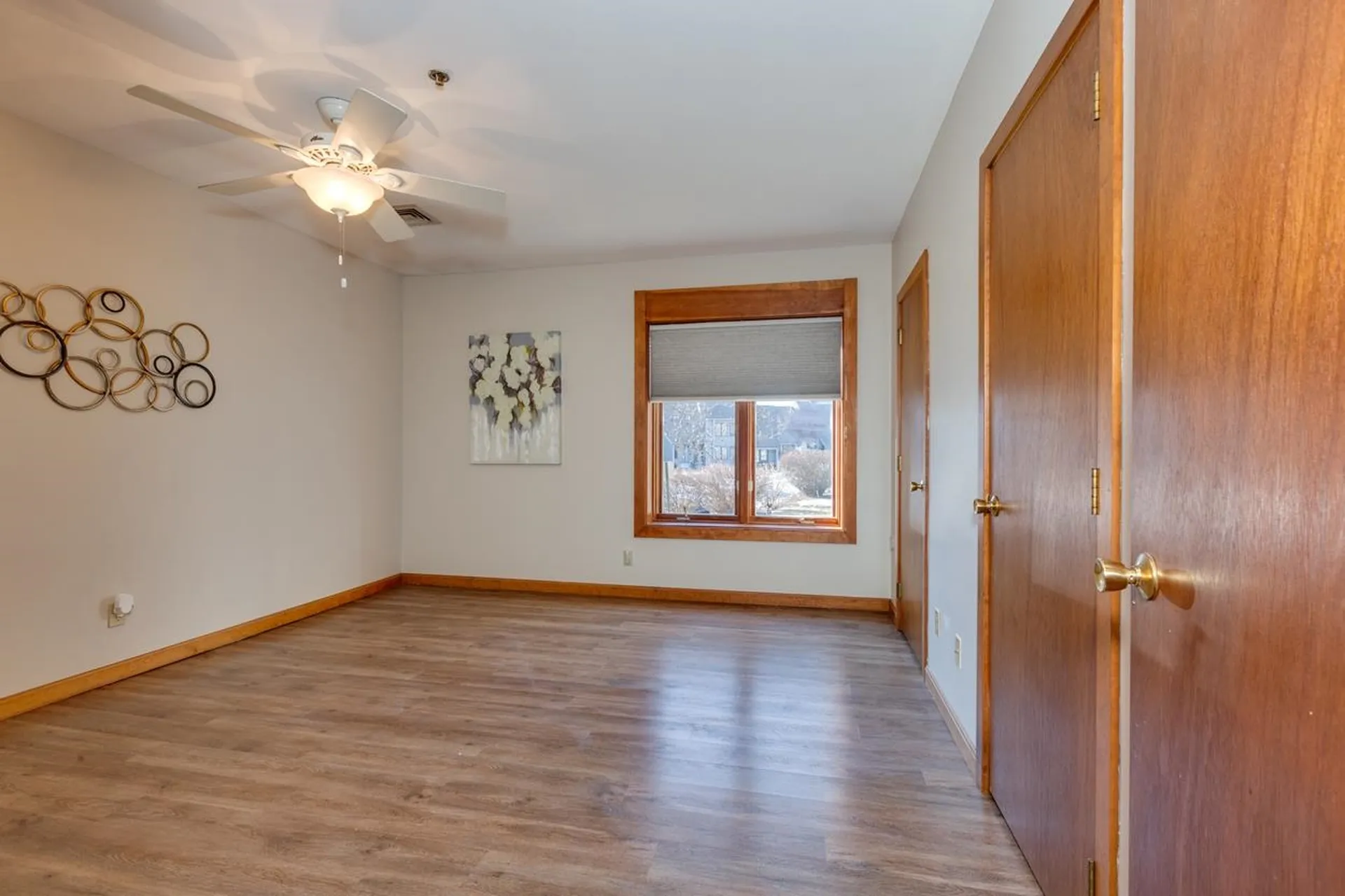 5 Tsienneto Road Derry NH 03038