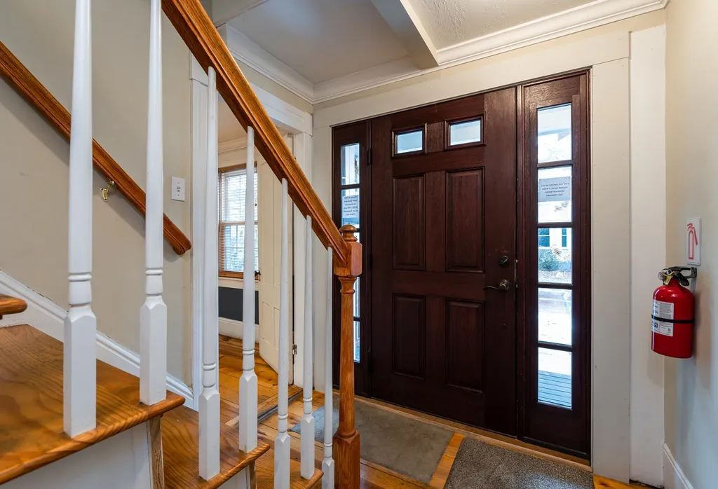 10 E Pearl Street Nashua NH 03060