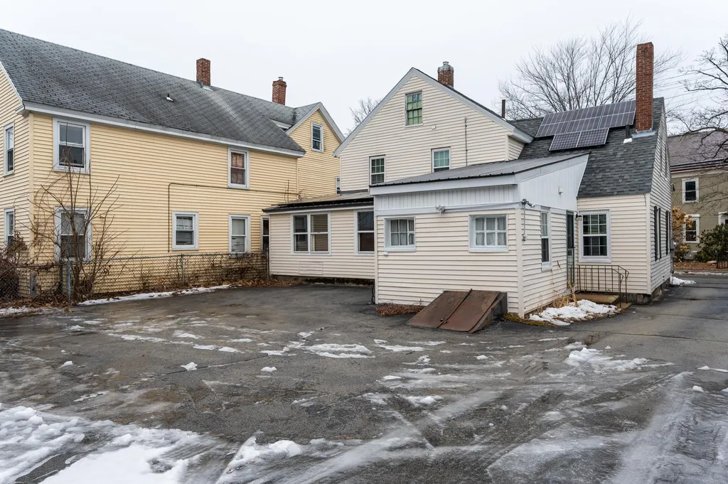10 E Pearl Street Nashua NH 03060