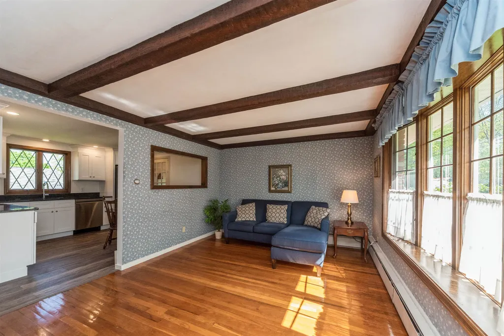 248 Whitney Avenue Manchester NH 03104