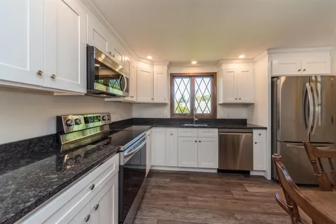 248 Whitney Avenue Manchester NH 03104