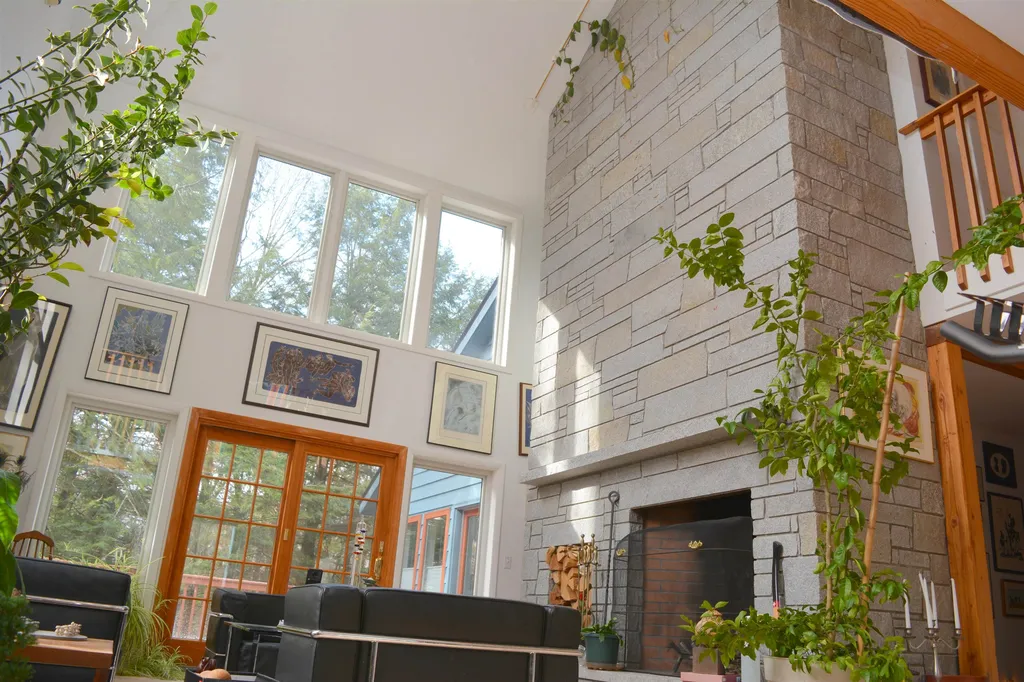 24 Hickory Overlook Enfield NH 03748