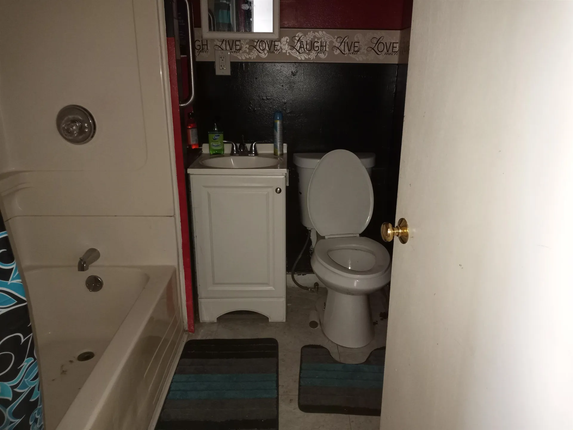 77 Central Street Claremont NH 03743