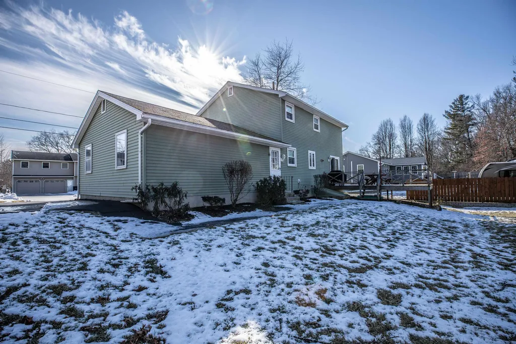 34 Cannon Drive Nashua NH 03062