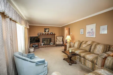 34 Cannon Drive Nashua NH 03062