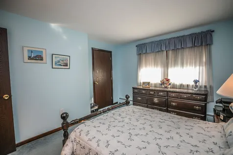 34 Cannon Drive Nashua NH 03062